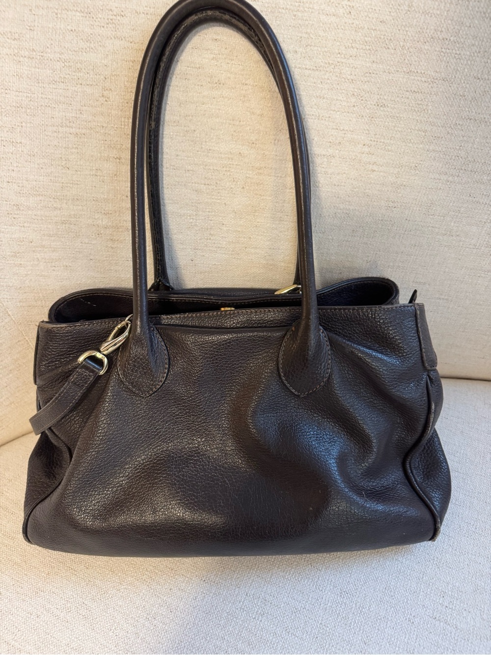 Classic Courage.b Chocolate Leather Tote Bag. Made in Italy.